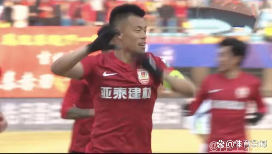 谭龙破门帕拉西奥斯救主 长春亚泰战平武汉三镇1-1 谭龙破门帕拉西奥斯救主 长春亚泰战平武汉三镇1-1